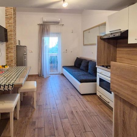 Apartman Meghan Pula Exterior foto