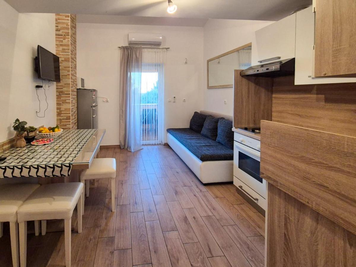 Apartman Meghan Pula Exterior foto